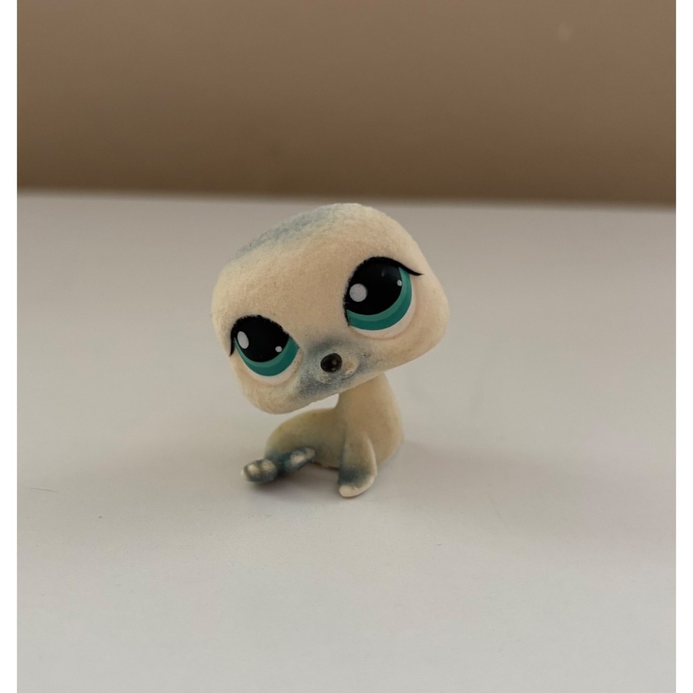 Littlest Pet Shop Seal #399 White Gray Flocked Hasbro Authentic G2 2007